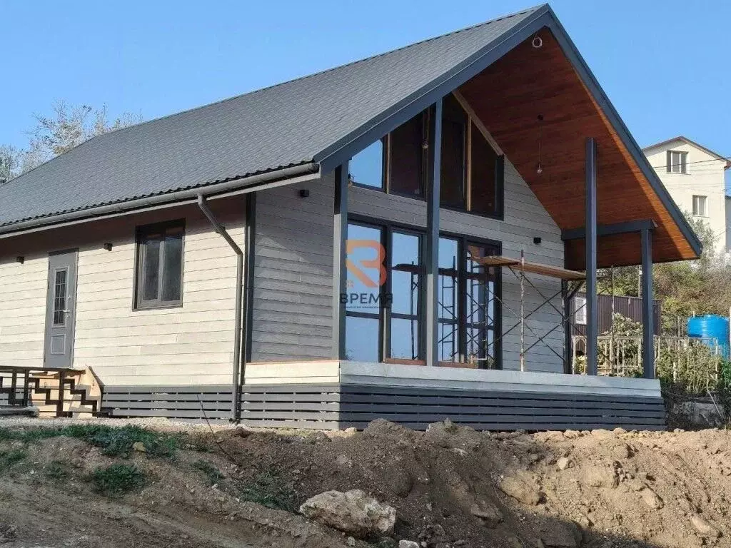 Дом в Севастополь ул. Колодезная (100 м) - Фото 1