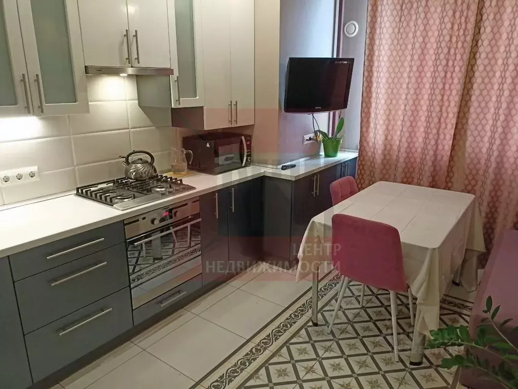 2-к кв. Калининградская область, Калининград ул. Горького, 96 (67.5 м) - Фото 1