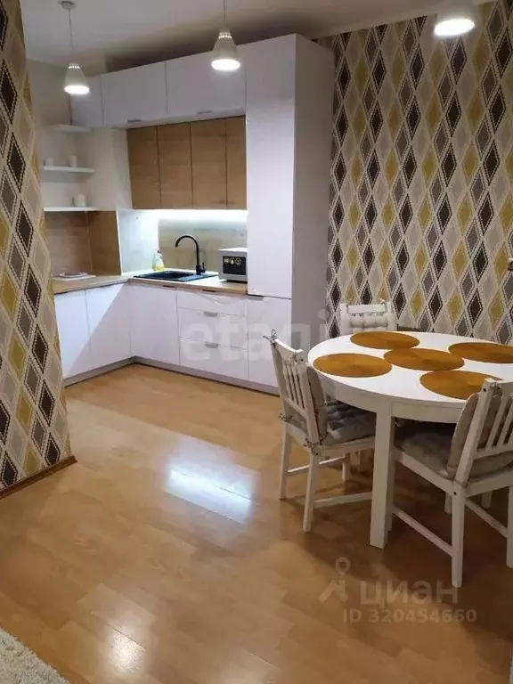 3-к кв. Кемеровская область, Кемерово просп. Шахтеров, 72А (56.0 м) - Фото 0