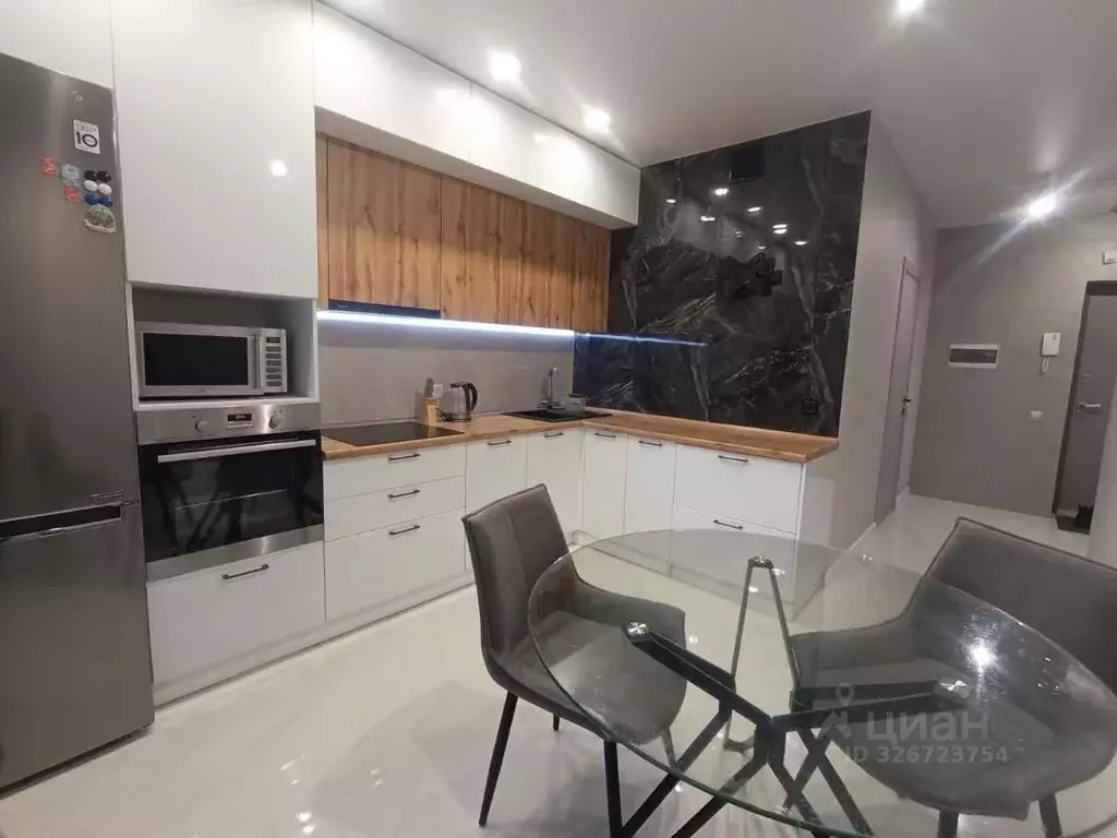 1-к кв. Татарстан, Казань ул. Братьев Касимовых, 35 (40.0 м) - Фото 1