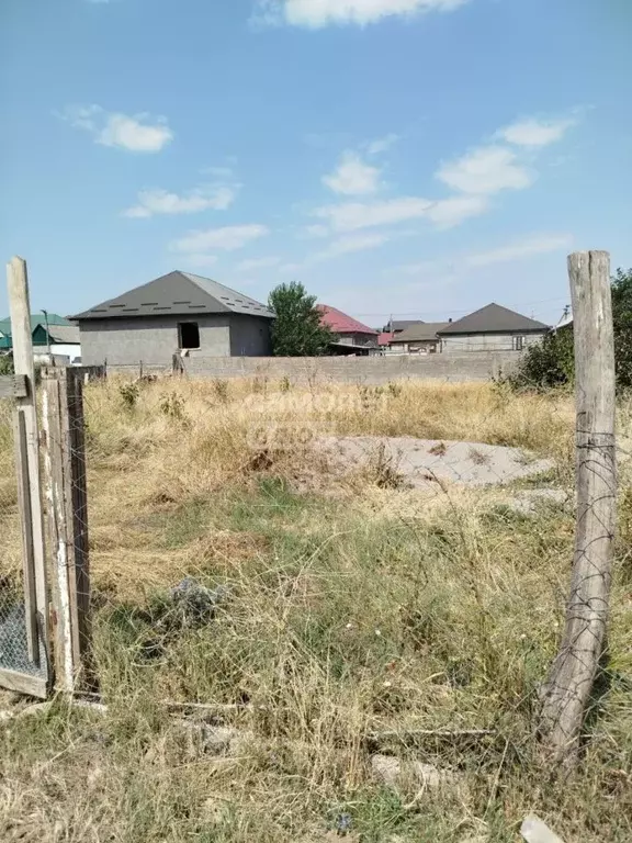 Участок в Дагестан, Хасавюрт пос. Лесные поляны, ул. 8-я (5.0 сот.) - Фото 1