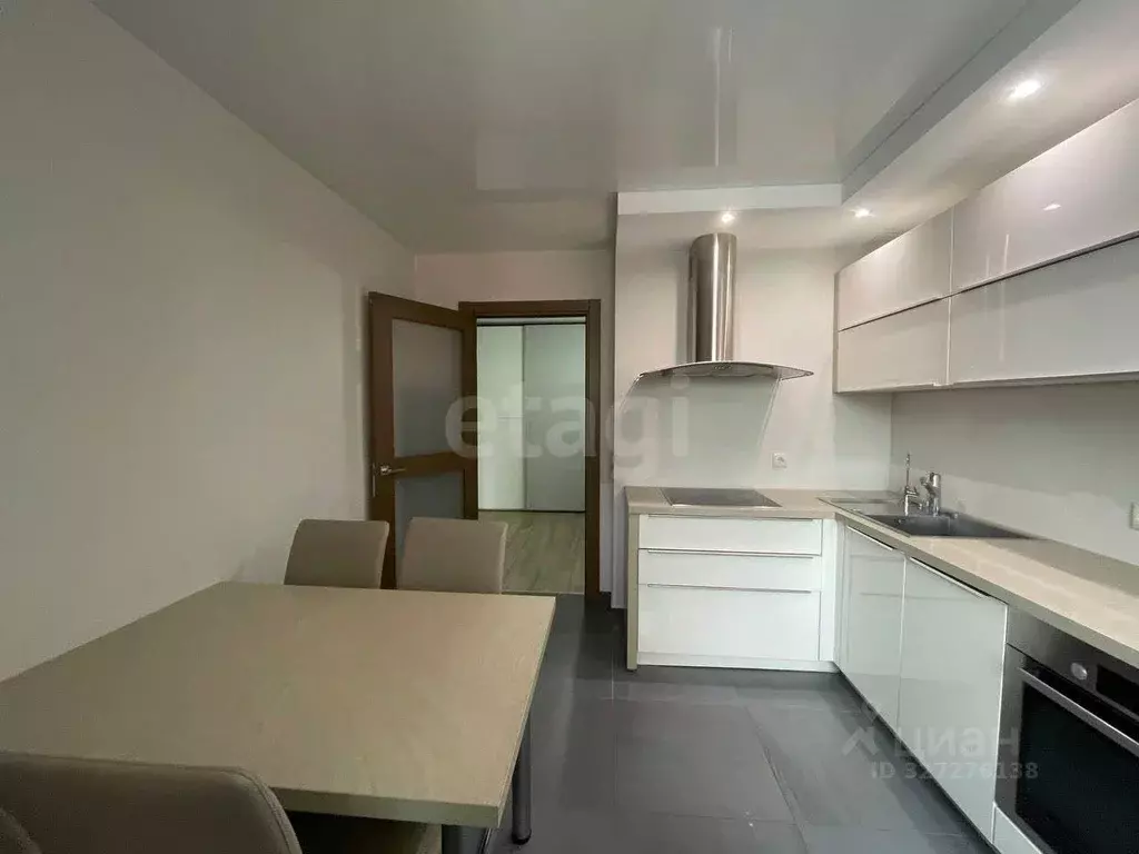 3-к кв. Воронежская область, Воронеж бул. Победы, 35 (91.1 м) - Фото 1