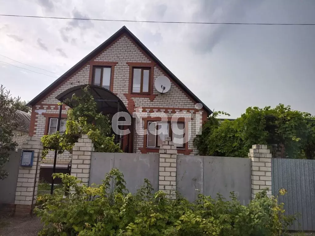 Дом в Белгородская область, Валуйки Яблоновская ул. (102 м) - Фото 1