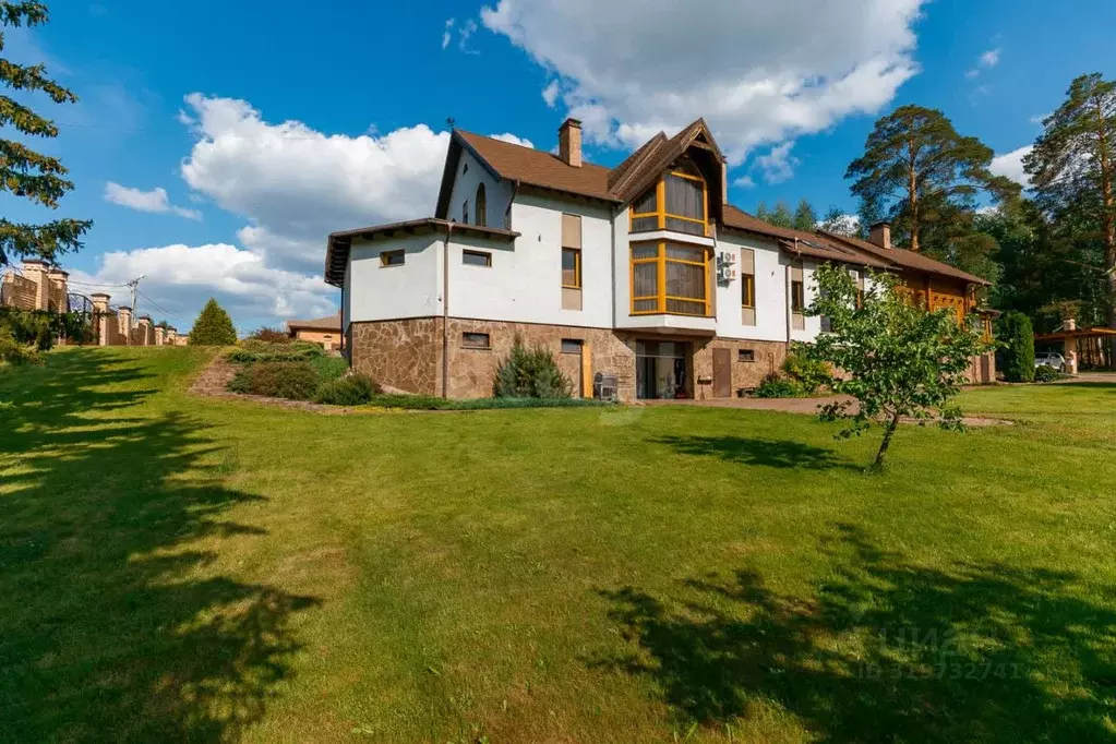 Дом в Удмуртия, Ижевск ул. Новопарниковская, 12 (470 м) - Фото 1