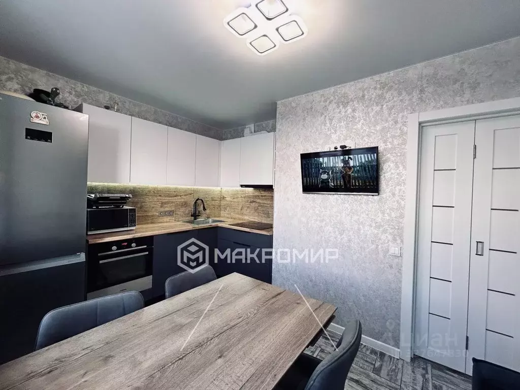 1-к кв. Челябинская область, Челябинск ул. Александра Шмакова, 17А ... - Фото 1