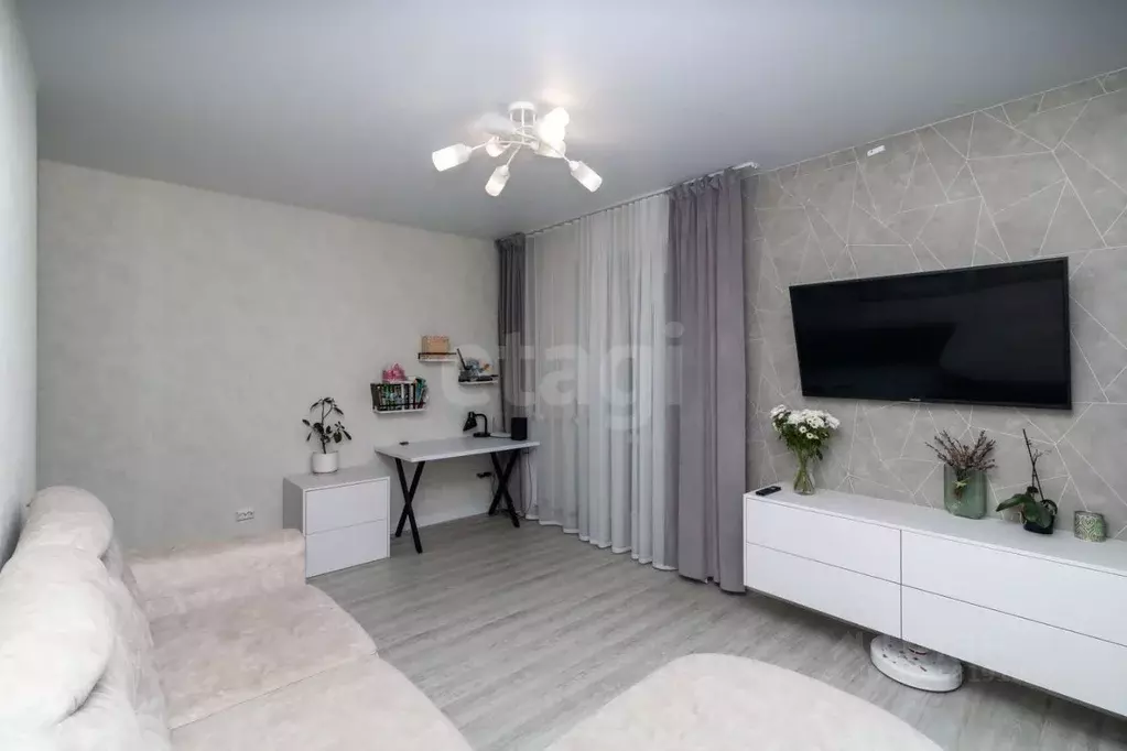 3-к кв. Красноярский край, Красноярск ул. Мужества, 10В (68.0 м) - Фото 1