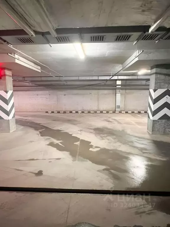 Гараж в Свердловская область, Екатеринбург Сортировочный жилрайон, ... - Фото 1