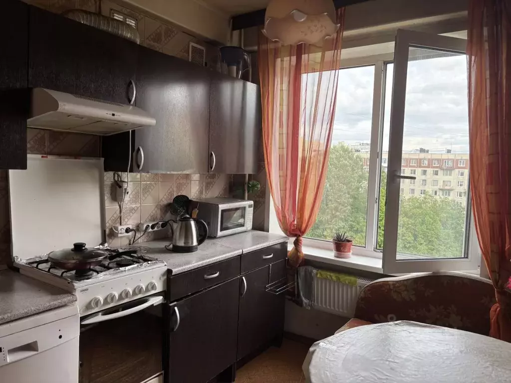 3-к кв. Санкт-Петербург просп. Художников, 18К1 (59.8 м) - Фото 1