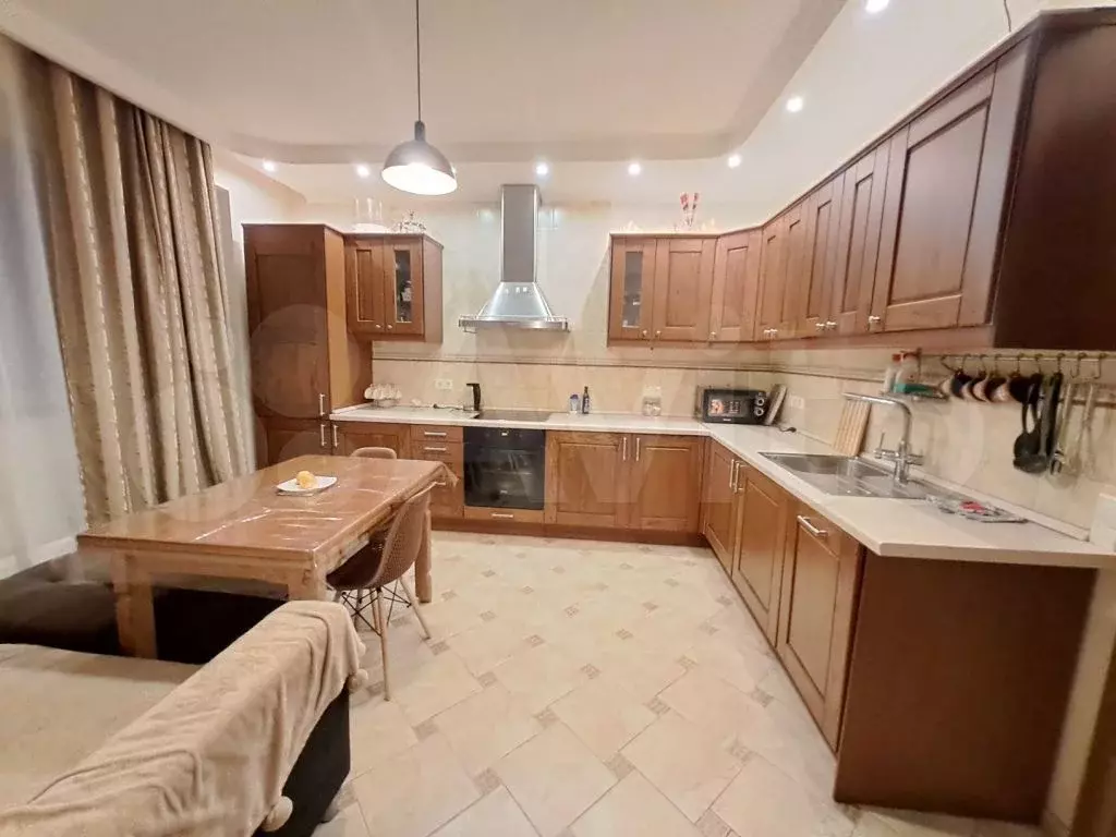 3-к. квартира, 90 м, 4/25 эт. - Фото 1