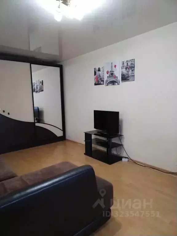 1-к кв. Кировская область, Киров Октябрьский просп., 101а (30.0 м) - Фото 2