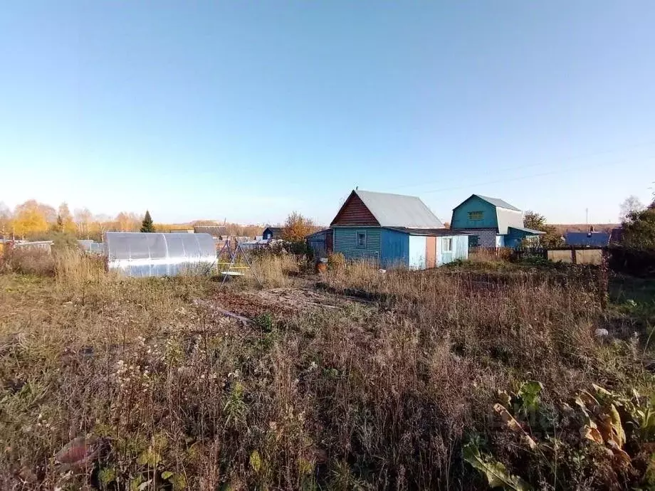 Дом в Пермский край, Соликамск № 4 ОАО Сильвинит садовые участки, 421 ... - Фото 1