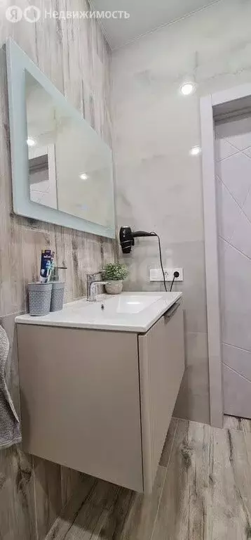 Квартира-студия: Зеленоградск, улица Гагарина, 57 (46.3 м) - Фото 1