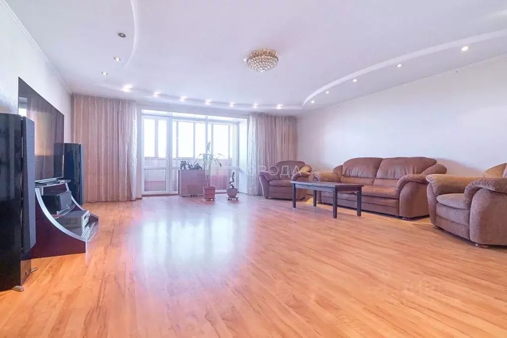 4-к кв. Томская область, Томск ул. Косарева, 33 (118.0 м) - Фото 1