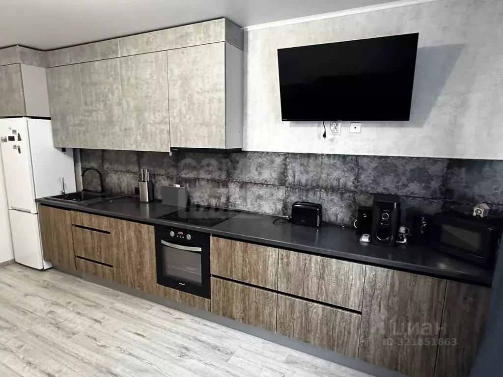 2-к кв. Оренбургская область, Оренбург просп. Победы, 157/2 (57.1 м) - Фото 1