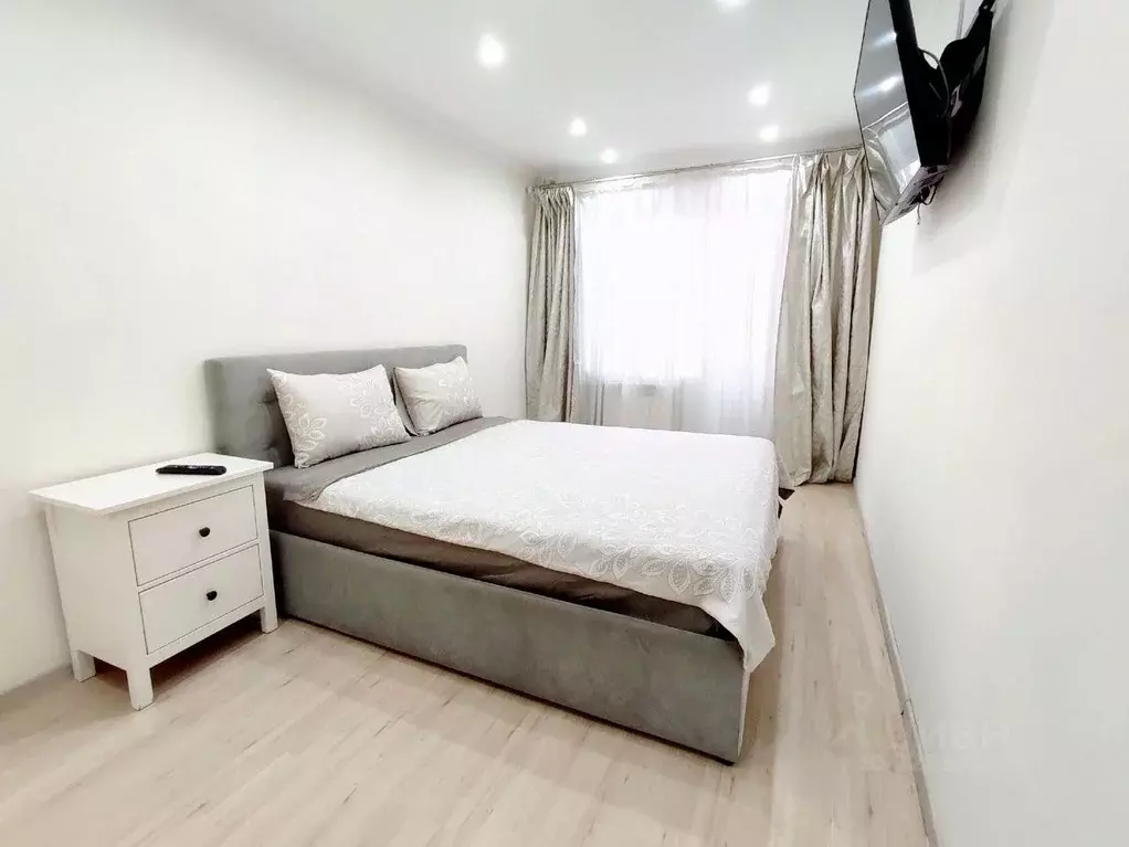 3-к кв. Омская область, Омск ул. Масленникова, 60 (62.0 м) - Фото 1