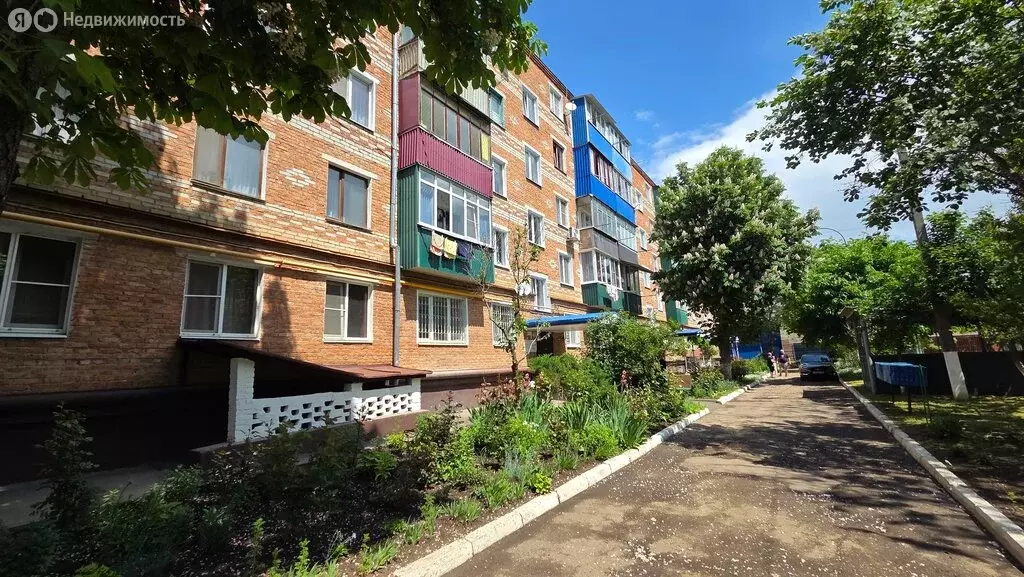 3-комнатная квартира: Тихорецк, улица Калинина, 120 (59.7 м) - Фото 2