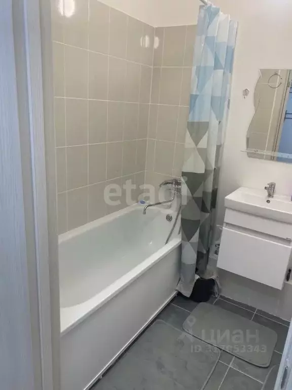 1-к кв. Свердловская область, Екатеринбург ул. Академика Парина, 35 ... - Фото 1