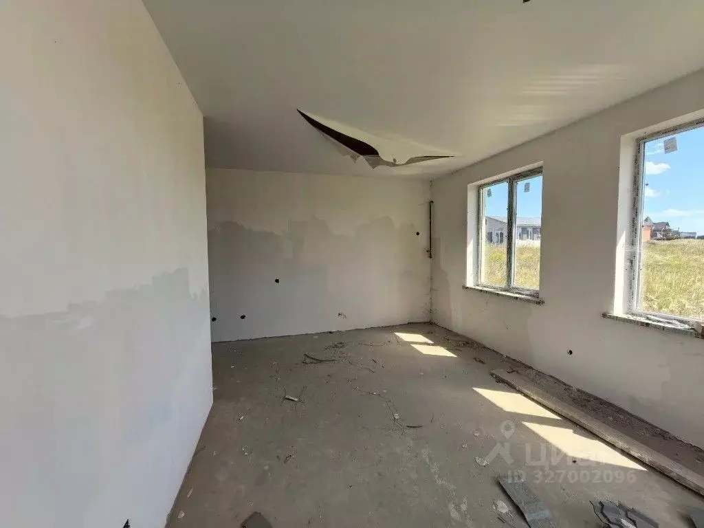 Дом в Белгородская область, Валуйки Гвардейская ул., 114А (73 м) - Фото 2