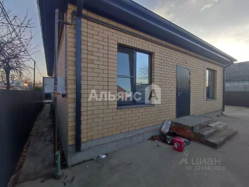 Дом в Краснодарский край, Тимашевск Братская ул., 15 (58 м) - Фото 2