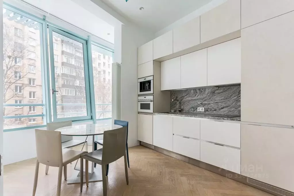 3-к кв. Москва ул. Ефремова, 10к2 (76.0 м) - Фото 2
