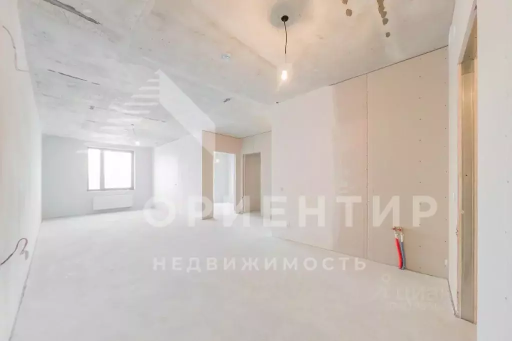 2-к кв. Свердловская область, Екатеринбург ул. Печерская, 4А (102.3 м) - Фото 0