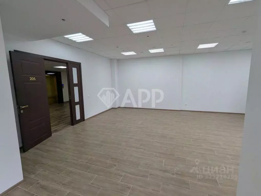 Помещение свободного назначения в Краснодарский край, Новороссийск ул. ... - Фото 2