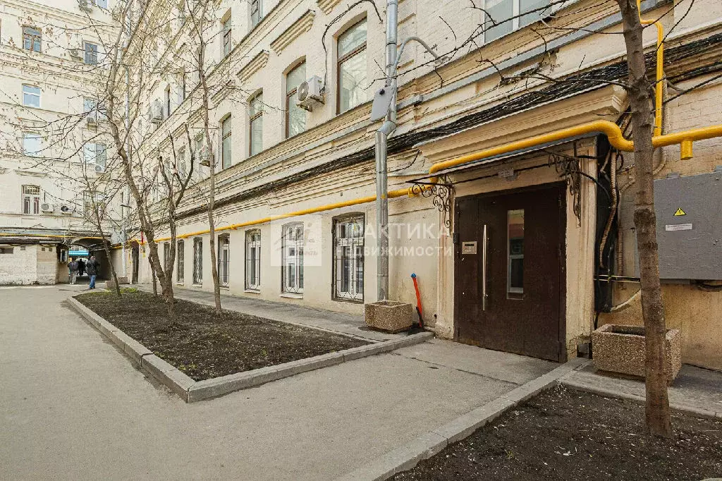 Продается комната в 5-комнатной квартире - Фото 2