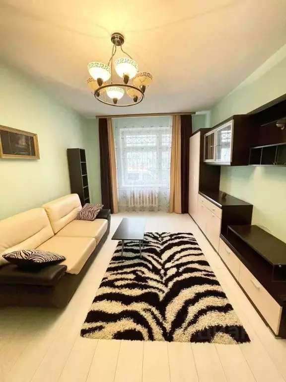 3-к кв. Брянская область, Брянск ул. Дуки, 47 (118.7 м) - Фото 1