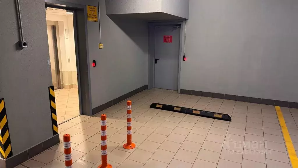 Гараж в Москва Большая Садовая ул., 5к1 (15 м) - Фото 2