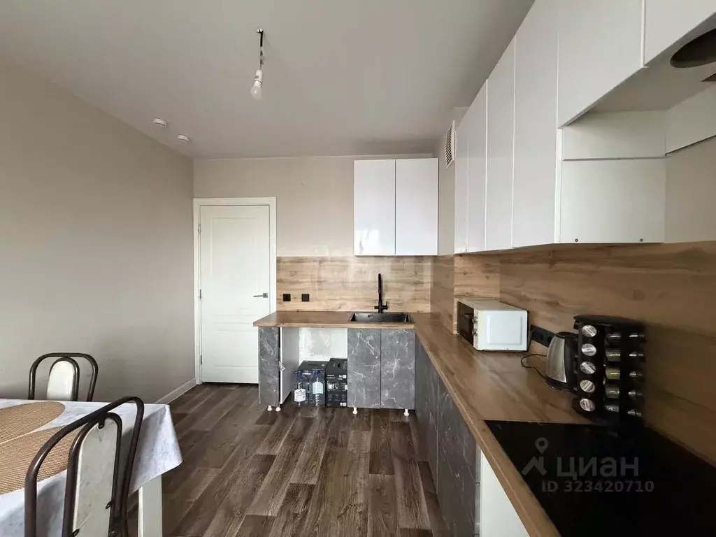 2-к кв. Башкортостан, Уфа ул. Генерала Кусимова, 18 (57.4 м) - Фото 1