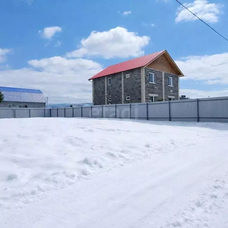 Участок в Сахалинская область, Южно-Сахалинск ул. Маяковского, 117 ... - Фото 1