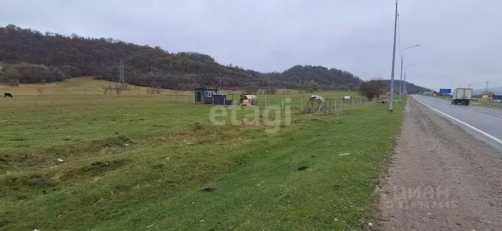 Участок в Карачаево-Черкесия, Зеленчукский район А-156, 34-й км (25.0 ... - Фото 1