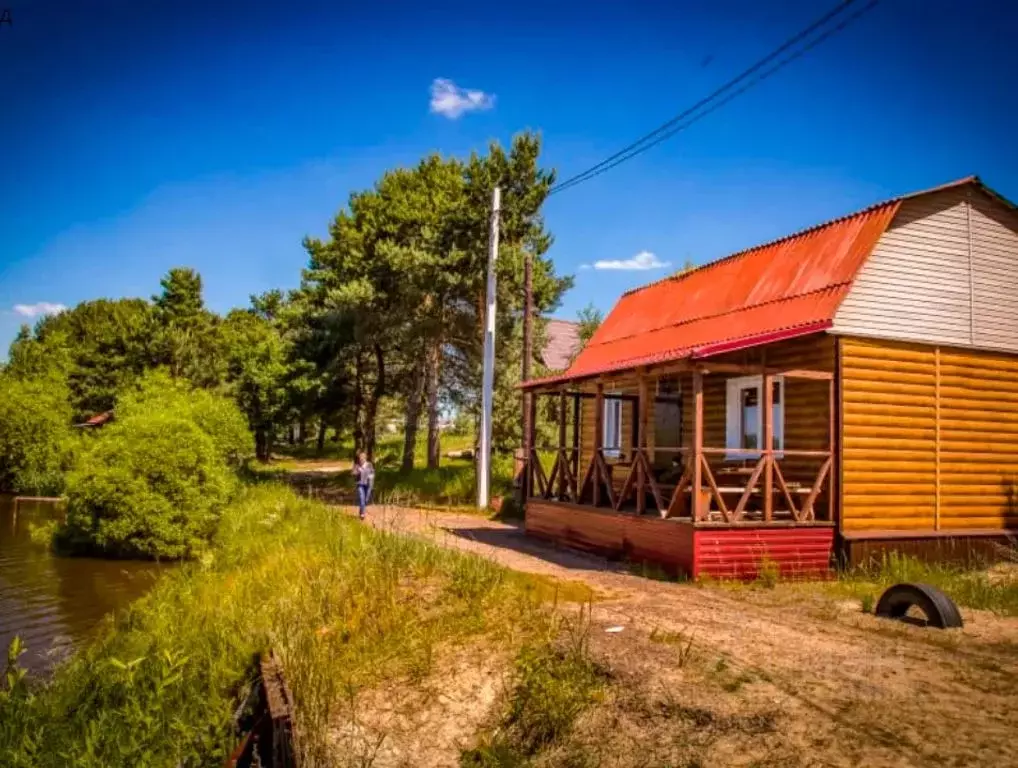 Дом в Брянская область, Брянский район, Новодарковичское с/пос, пос. ... - Фото 1