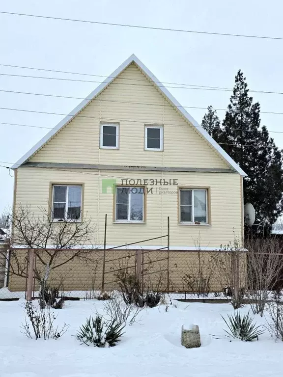 Дом в Астраханская область, Астрахань Кавказская ул., 81 (91 м) - Фото 1