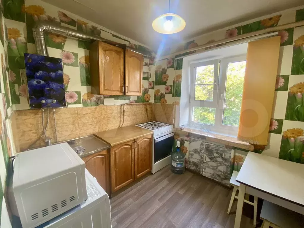 5-к. квартира, 30 м, 5/5 эт. - Фото 0