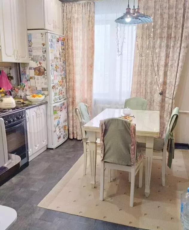 3-к. квартира, 70 м, 5/5 эт. - Фото 0