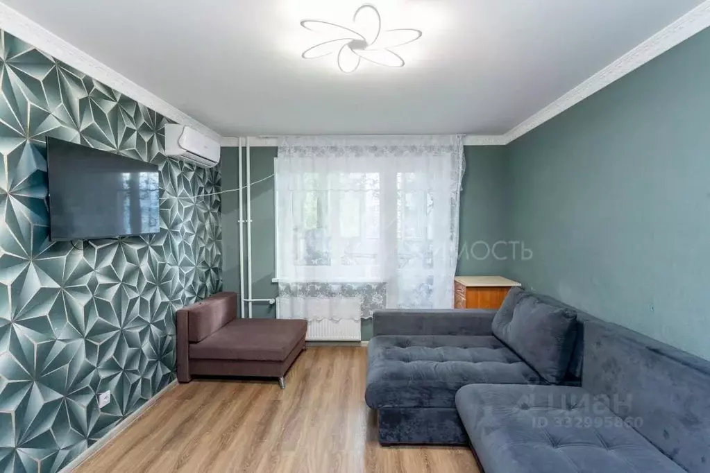 1-к кв. Тюменская область, Тюмень ул. Валентины Трофимовой, 12 (39.7 ... - Фото 1