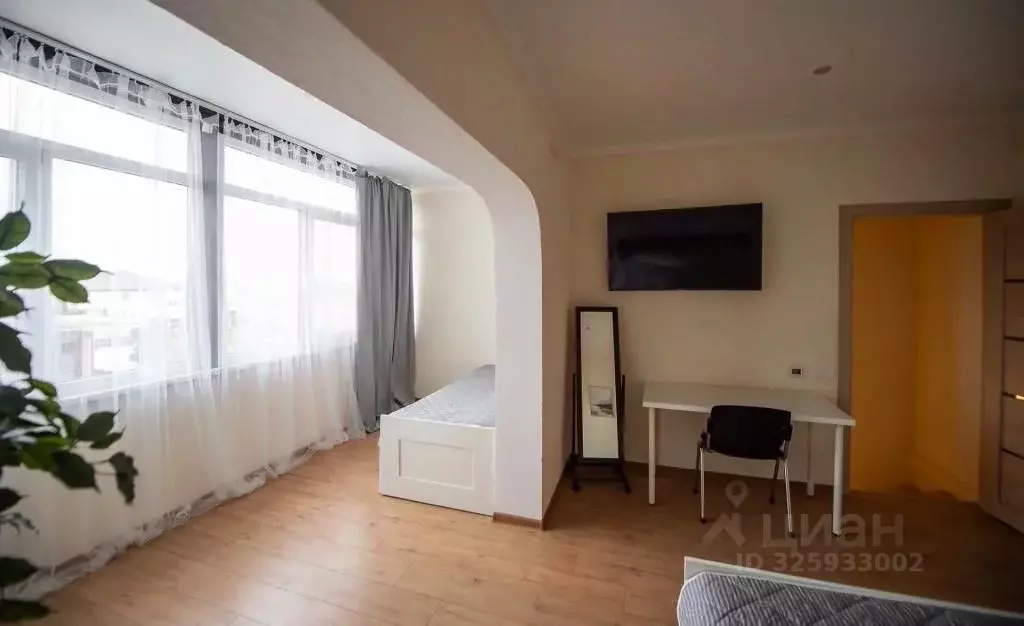 2-к кв. Крым, Сакский район, Молочненское с/пос, с. Витино ул. ... - Фото 2