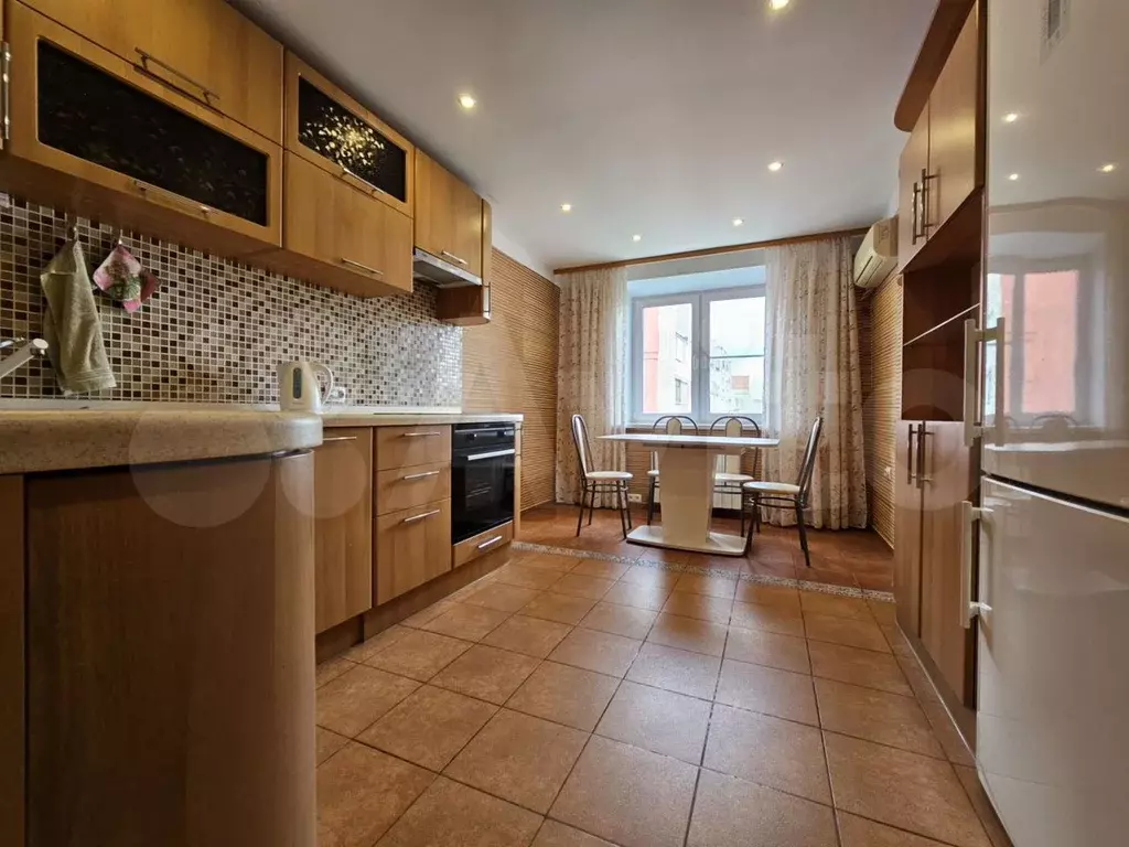 3-к. квартира, 105 м, 8/9 эт. - Фото 1