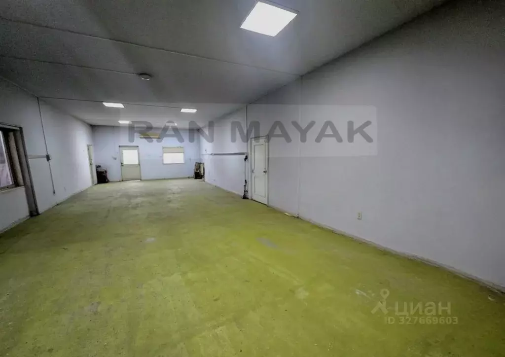 Производственное помещение в Адыгея, Майкоп Промышленная ул., 64 (241 ... - Фото 1