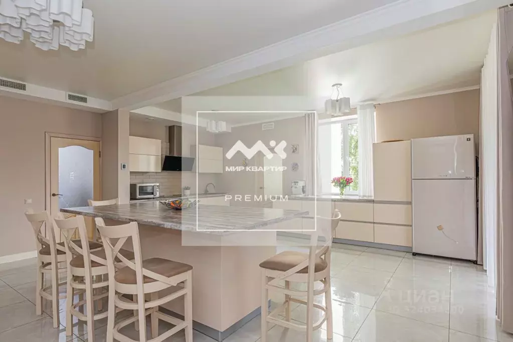 Дом в Ленинградская область, Всеволожский район, Бугровское городское ... - Фото 1