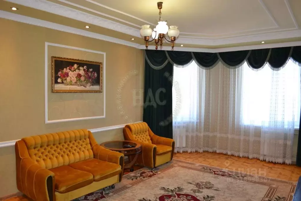 3-к кв. Курская область, Курск ул. Радищева, 20 (100.0 м) - Фото 1