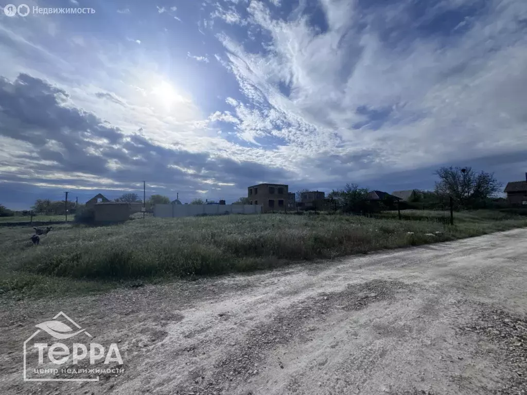 Участок в Сакский район, Суворовское сельское поселение, село Великое ... - Фото 2