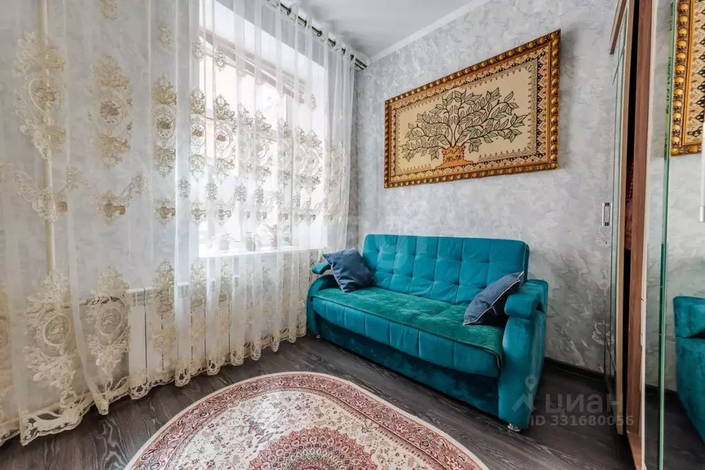 Комната Санкт-Петербург просп. Большой Васильевского острова, 22 (28.0 ... - Фото 1