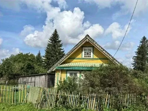 Дом в Новгородская область, Батецкий муниципальный округ, д. Хрепле 19 ... - Фото 0