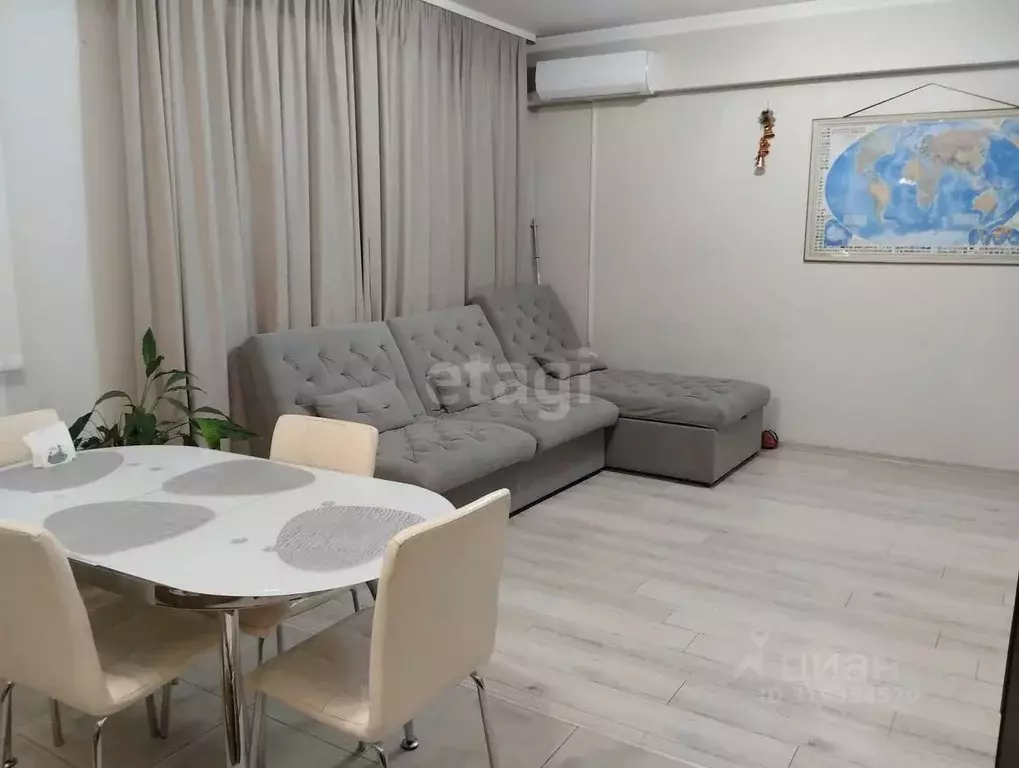 2-к кв. Бурятия, Улан-Удэ ул. Цивилева, 34 (80.0 м) - Фото 0