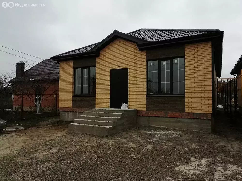 Дом в Ростов-на-Дону, Особенная улица (85 м) - Фото 1