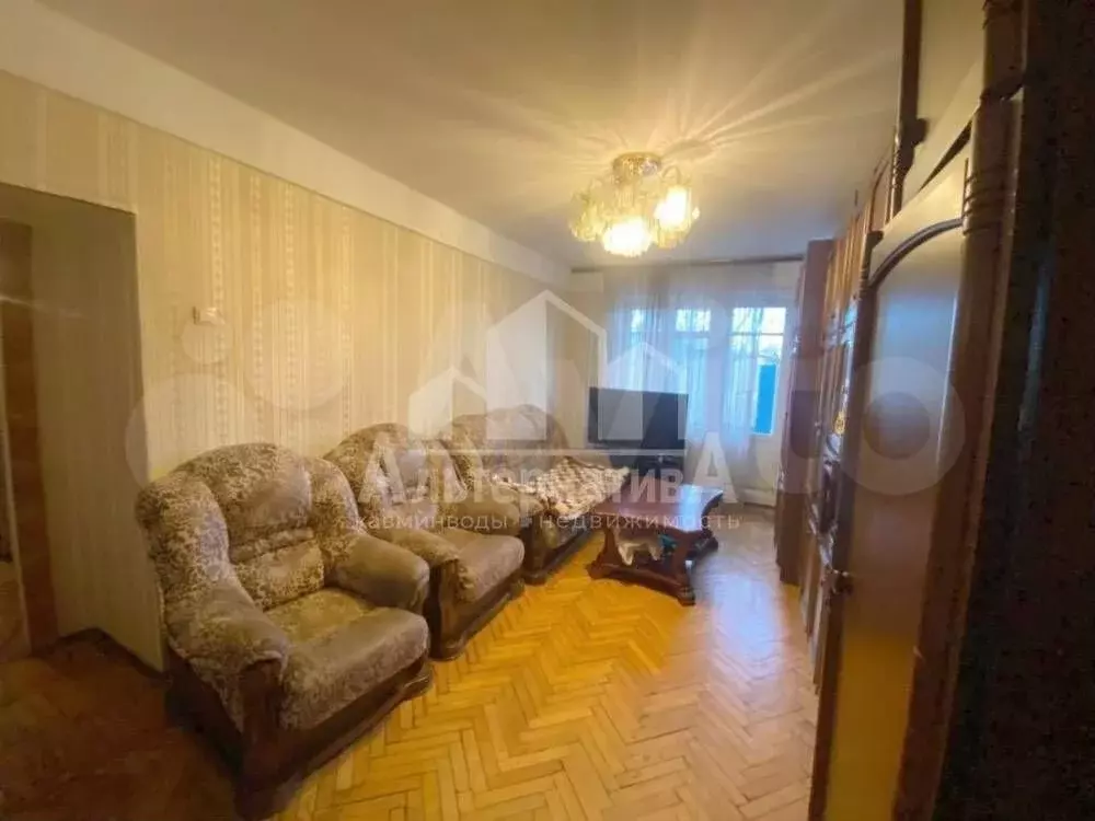 3-к. квартира, 60 м, 3/5 эт. - Фото 1