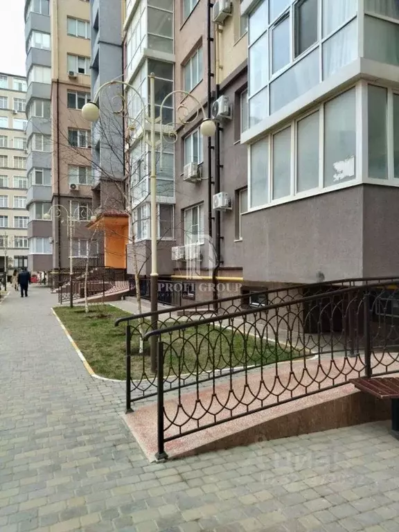 1-к кв. Дагестан, Каспийск ул. Молодежная (52.0 м) - Фото 0