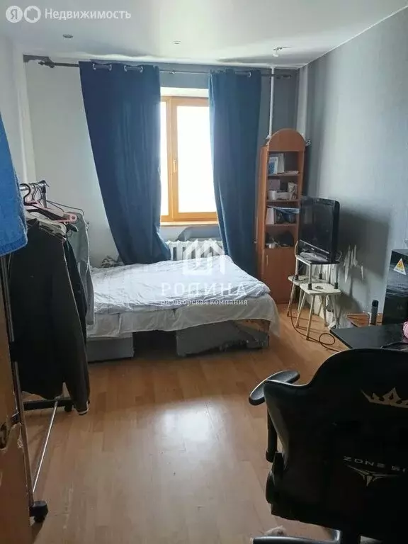 3-комнатная квартира: Комсомольск-на-Амуре, улица Дикопольцева, 23 ... - Фото 1